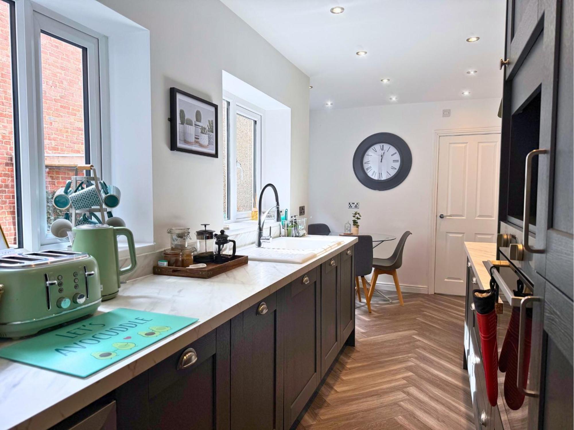 Hot Tub, Free Parking, Near Shops & Restaurants, Location 1M To City Jesmond Экстерьер фото